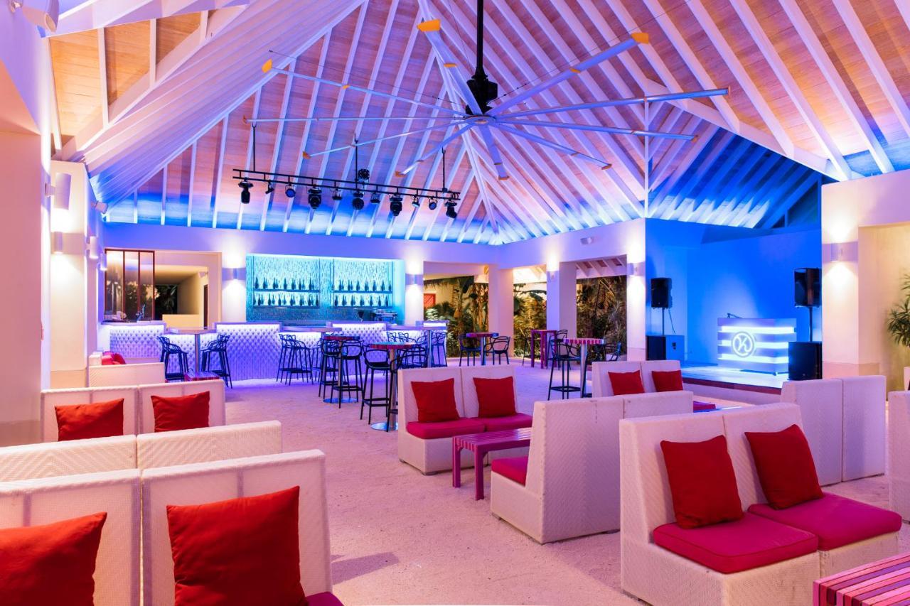Kandima Maldives Kudahuvadhoo Exterior photo The interior of the nightclub