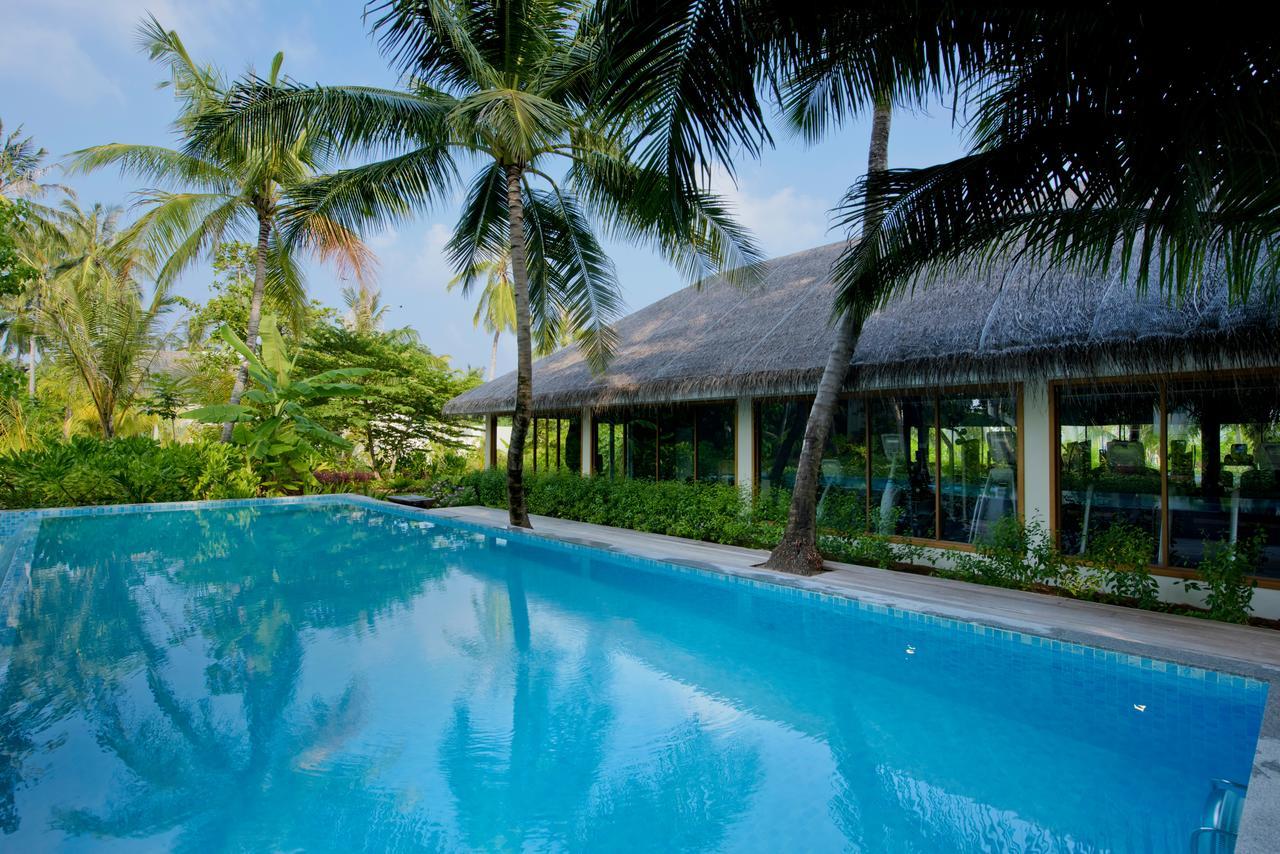 Kandima Maldives Kudahuvadhoo Exterior photo The swimming pool at the resort