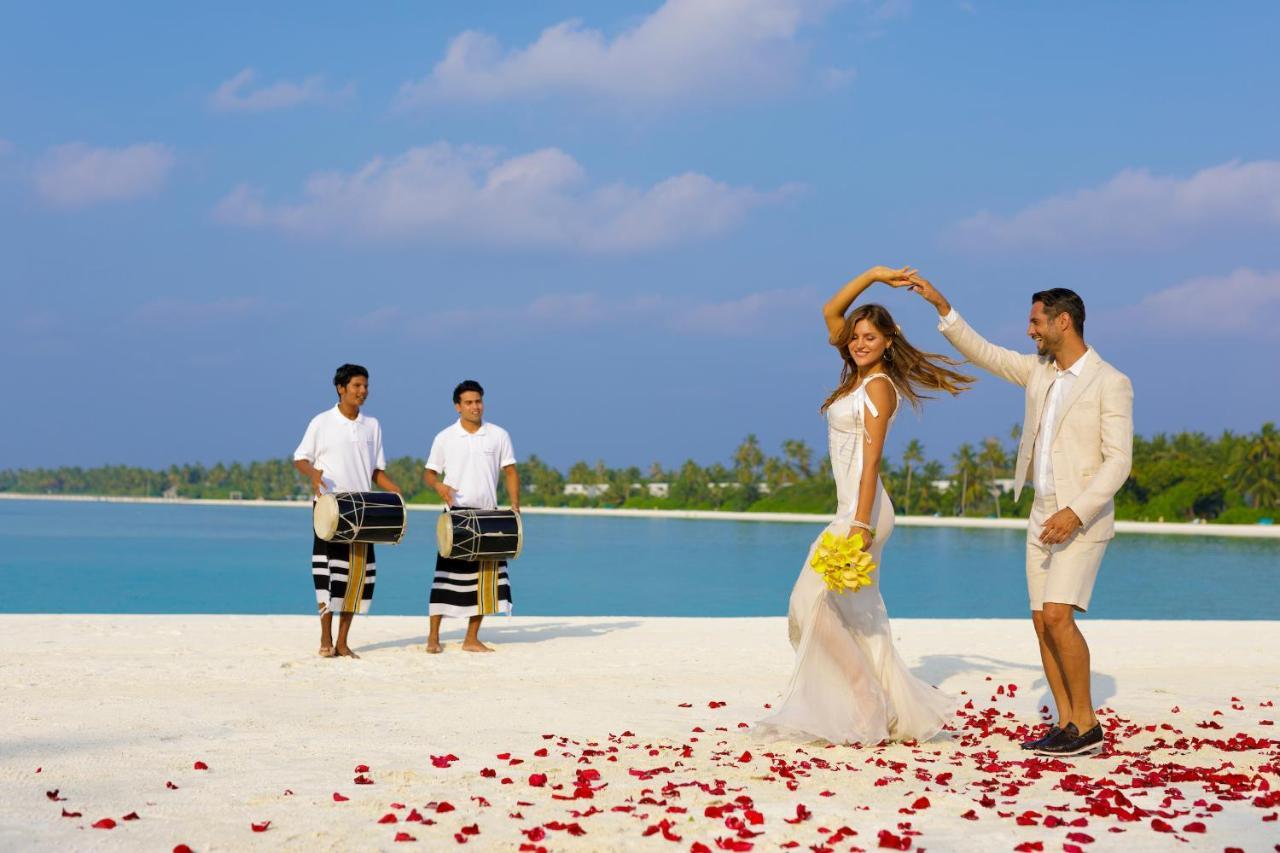 Kandima Maldives Kudahuvadhoo Exterior photo A wedding in Maldives
